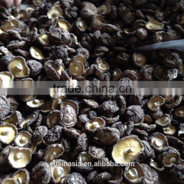 small package of dry shiitake mushroom