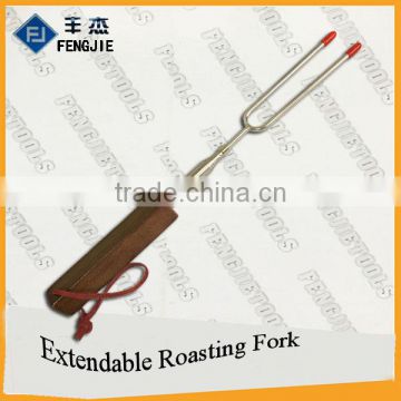 Telescopic Wood Handle Roasting Fork