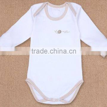 chinese supplier Comfortable cotton new born baby clothing