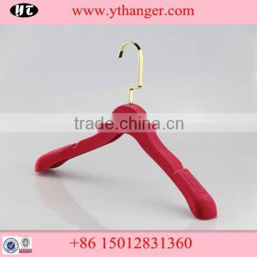 Durable Hook Red Anti-slip Plastic Clothes Hanger