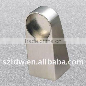 Zinc alloy diecasting handles holder