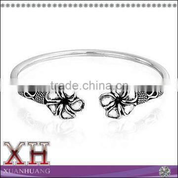 XH Silver Factory Wholesale Flower Style Oxidized Cuff Bangle Sterling