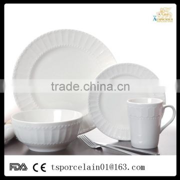 embossed new bone china dinner set/ dubai porcelain dinner set