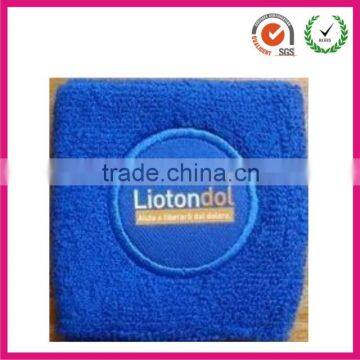 Factory 2013 hot sell promotional Cotton terry custom embroidery wristband sweatbands