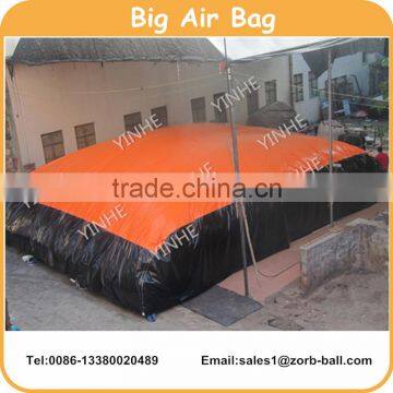 Hot sale giant PVC tarpaulin inflatable jump air bag for skiing, bmx