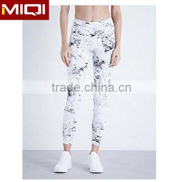 Latest Fitness Wear Women Sexy Hot Tights Cusom Nylon Spandex Mesh Running Pants With Hidden Porkets