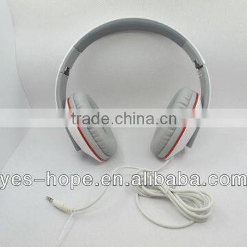 single pin foldable airline noise cancelling headphones battery powered headset