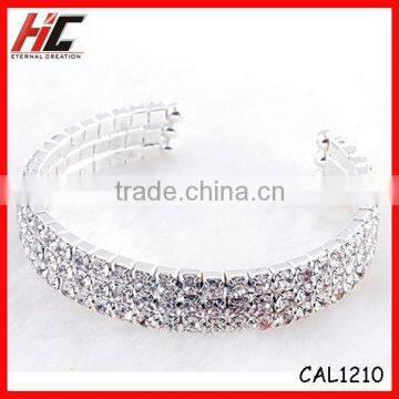 Wholesale 2013 New Arrival Fashoin Stylish Clear Stone Crystal Bracelet