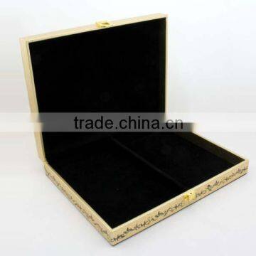 Luxury wooden scarf packaging box with gold lock