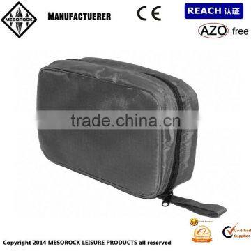 Large Hanging Wash Bag Men's Women's Toiletries Travel Make-Up Case, Zip Closure photo-3