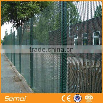 cheap main gate and fence wall design,anti climb wall fence