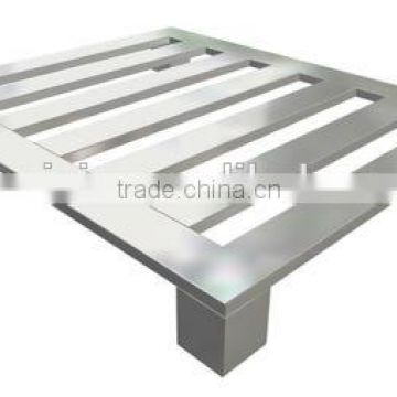 4 way_big block bottom aluminum pallet