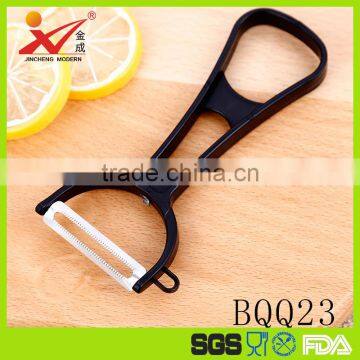 promotion plastic handle kitchen tools fruit potato peeler