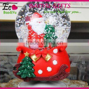 Hot Sale Christmas Gifts Polyresin snow globe with Music Box