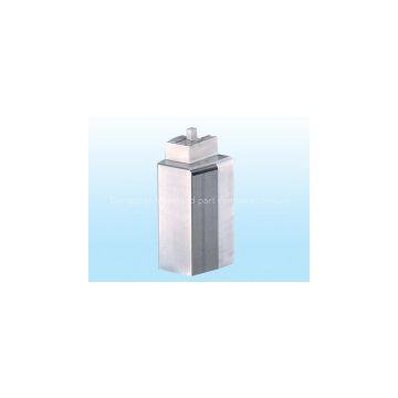 Plastic mould part manufacturer/precision plastic mold parts maker
