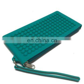 Round Shape Embossed Design Waterproof Zipper Cosmetic Purse Women Travelling Bag Wrist Let Wallet photo-6