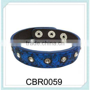 one round crystal PU bracelet