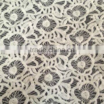 2016 Whole Sale Fashion Lace Accessory 100% Polyester Lace Fabric for Garment photo-2