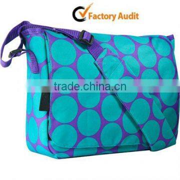 2012 XFS-0013 Stylishly messenger bag