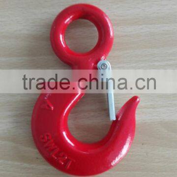 eyel hook with latches