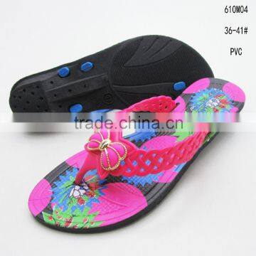 2016 Top quality ladies beautiful PVC low black wedge flip flops