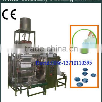 Multi-lanes liquid packing machine