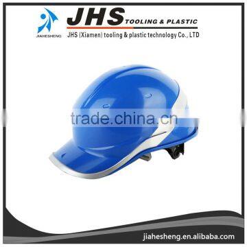 Construction safety helmet / hard hat