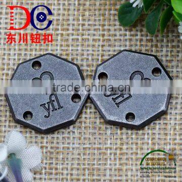 Zinc Alloy High Quality Metal Jeans Logo Plate photo-2