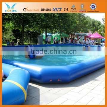 Large inflatable swimming pool