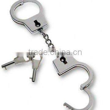 Exquisite handcuffs key keychain /Funny design handcuffs keyring for Spice lovers/chrome plated handcuff keychain for promition