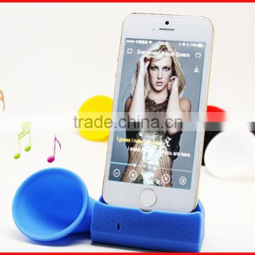 Useful customized mini microphone portable bluetooth speaker