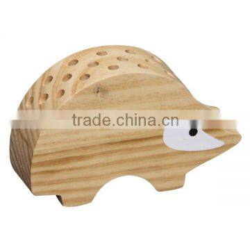 China factory FSC&BSCI animal shape wooden pen gift holder