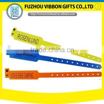 made in China fashional plastic bracelet for sport