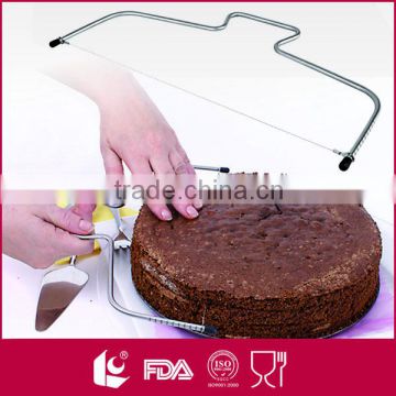 Stainless steel cake slicer