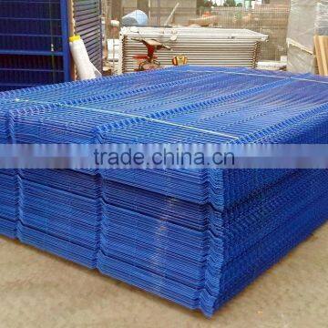 Cheap1.6X3M welded mesh fence / dark blue PVC or powder coated galvanized curved fencing / welded V bending wire fence for sale