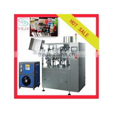 Automatic tube filling sealing machine for commodity