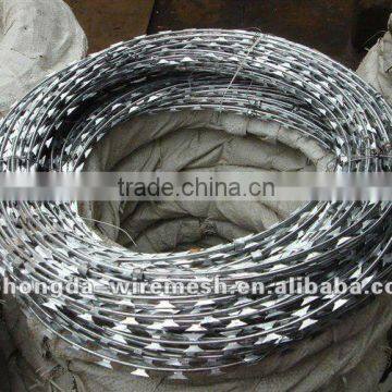 hot sell BTO-22 razor barbed wire with clips