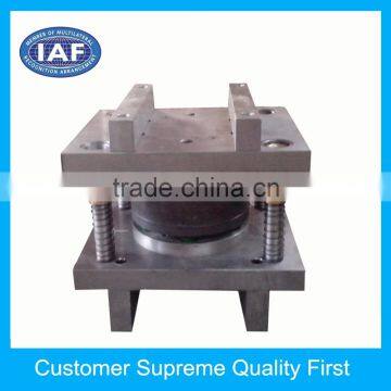 Custom Long Life Metal Stamping Die for Iron Bracket photo-2