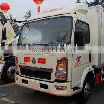 SINOTRUK HOWO 4X2 refrigerator truck beauty and useful for sale