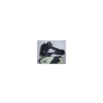 Sell Favourable Top Quality Sports Shoes