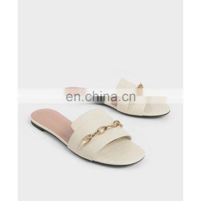 Ladies new style crocodile design flat shoes with beautiful chain women white leather sandals shoes