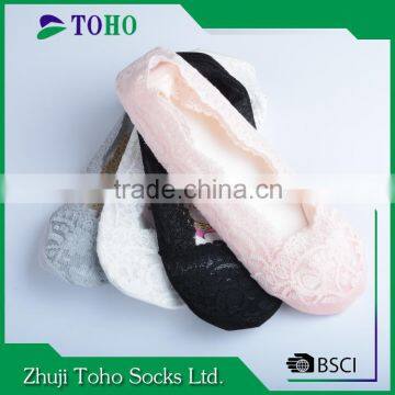 Women Summer Vivid Invisible Lace Boat Socks photo-5