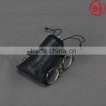 Plain Black Glasses protect Pouch