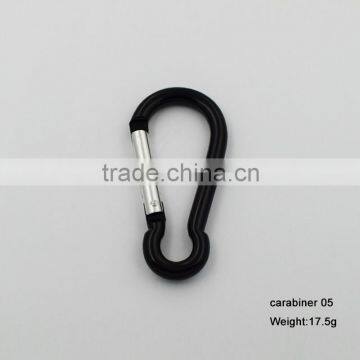 Black aluminum carabine hook