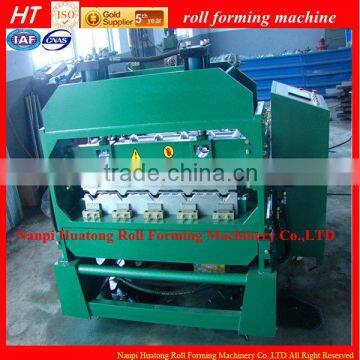 Hydraulic color steel tile crimping machine