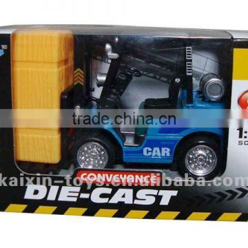 1:24 pull back die cast car