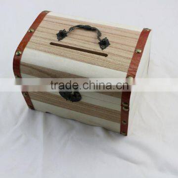 Continental Retro Multifunctional Wooden Jewelry Box