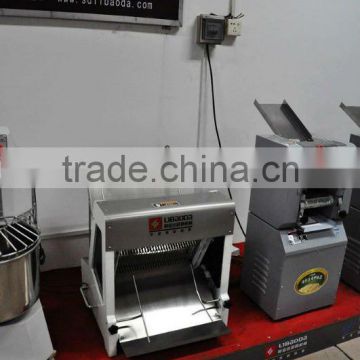 Bread shive machine Can adjust the width