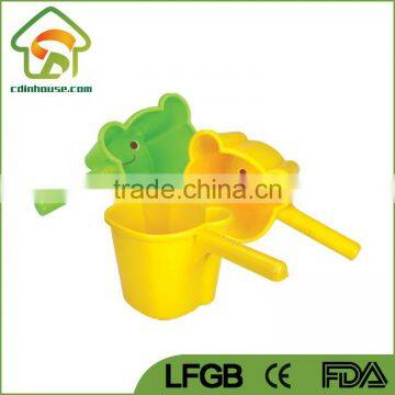 Children Kids Frog Duck Printing Plastic Water Scoop