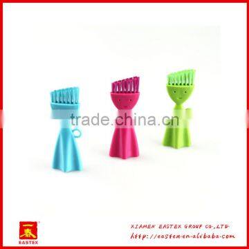 Stylish cute smile face shaped bristle brush for crevices